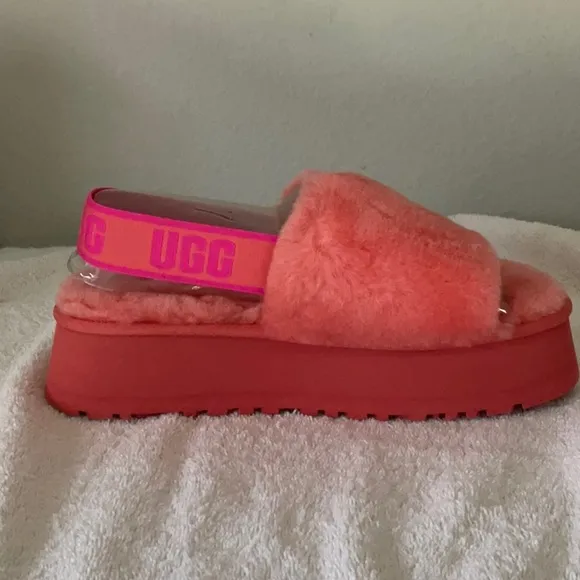 💿📀UGG DISCO SLIDE SANDALS - NWT - NIB💿📀