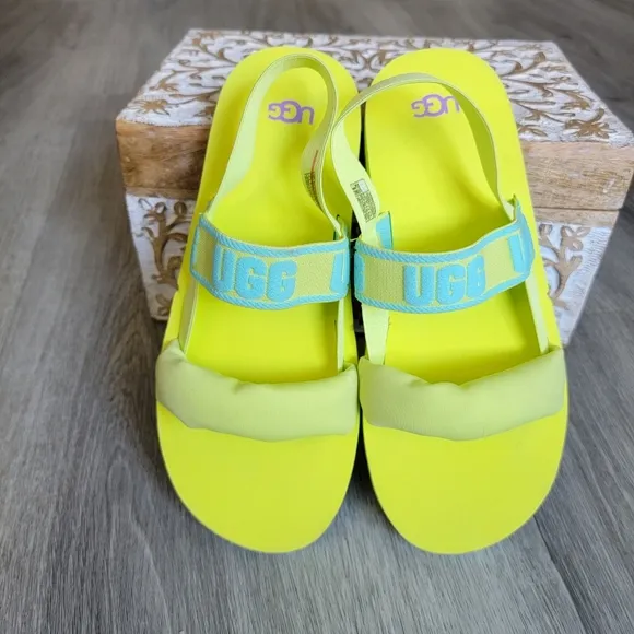 UGG Kids Suma Sling Sandals