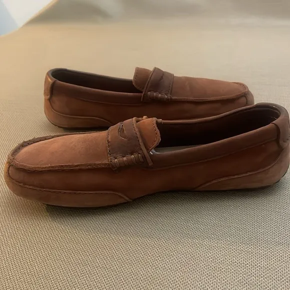 UGG Mens Brown Tan Suede Leather Loafers Size 8