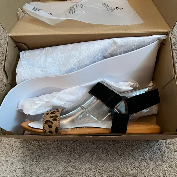 UGG Rynell Leopard Sandals