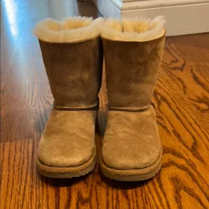 UGG Tan Sheepskin Lined Suede Boots