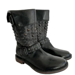 UGG Women's Conor Studs Black Leather Boots Sheepskin Size 5.5 Side Zipper