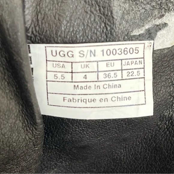 UGG Women's Conor Studs Black Leather Boots Sheepskin Size 5.5 Side Zipper