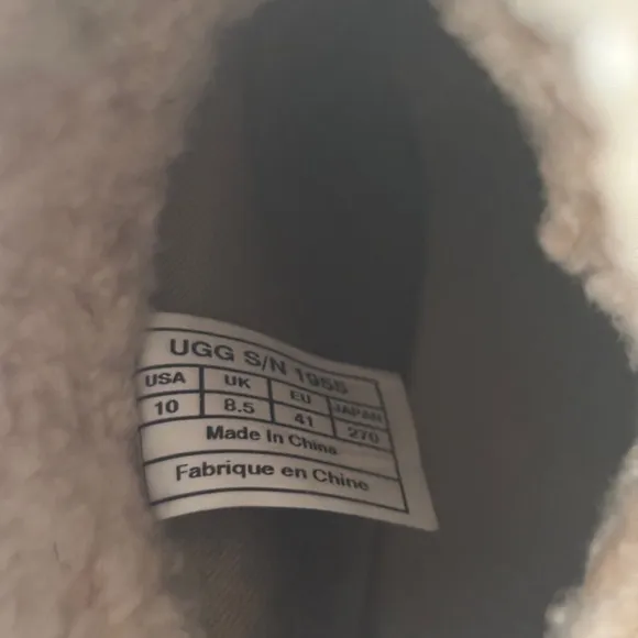 UGG Women's Lynnea Shearling Ankle Clog Boots Sheepskin Fold-Over Lining Size 10