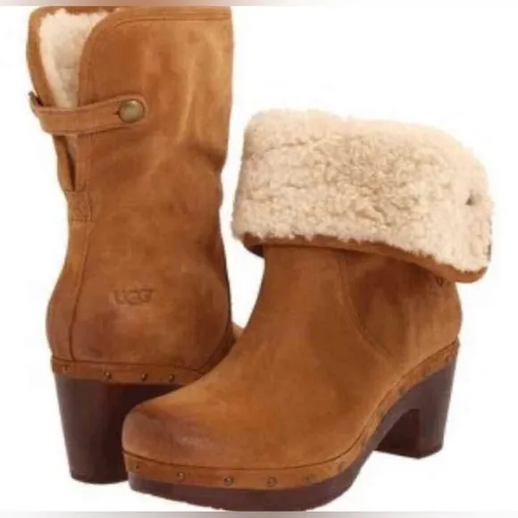 UGG Women's Lynnea Shearling Ankle Clog Boots Sheepskin Fold-Over Lining Size 10