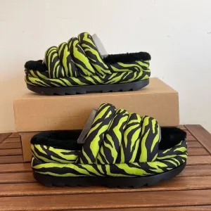 UGG Maxi Puff Slide Tiger Print Sandals US Women Size 9/UK 7/EU 40(MSRP$130)
