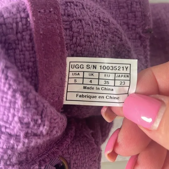 UGGS Purple Lace-Up Ribbon Mid-Calf Boot Sz 5