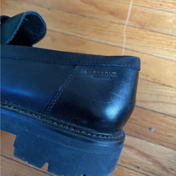 Vagabond Black Leather Loafers