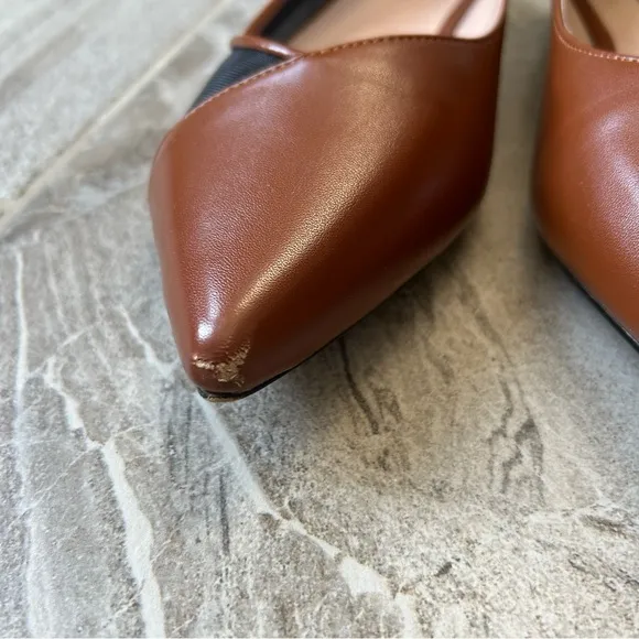 Vaila Linda Flats in Brown, Size 11
