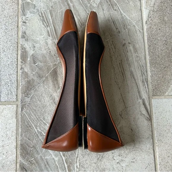 Vaila Linda Flats in Brown, Size 11