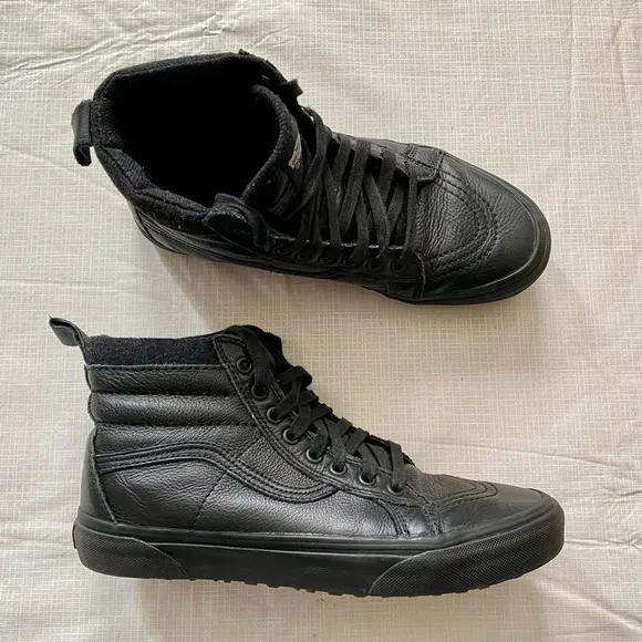 Vans Black High-Top Sneakers Leather men’s Sz 8.5 women’s Sz 10 Excellent