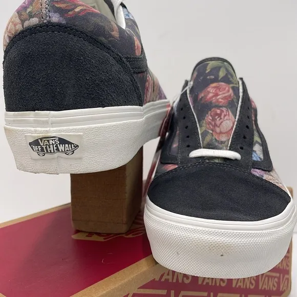 Vans WMNS Sneakers with Classic Low-Top Design Old SkoolMoody Floral Grey/White