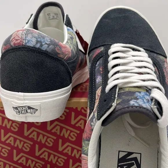 Vans WMNS Sneakers with Classic Low-Top Design Old SkoolMoody Floral Grey/White