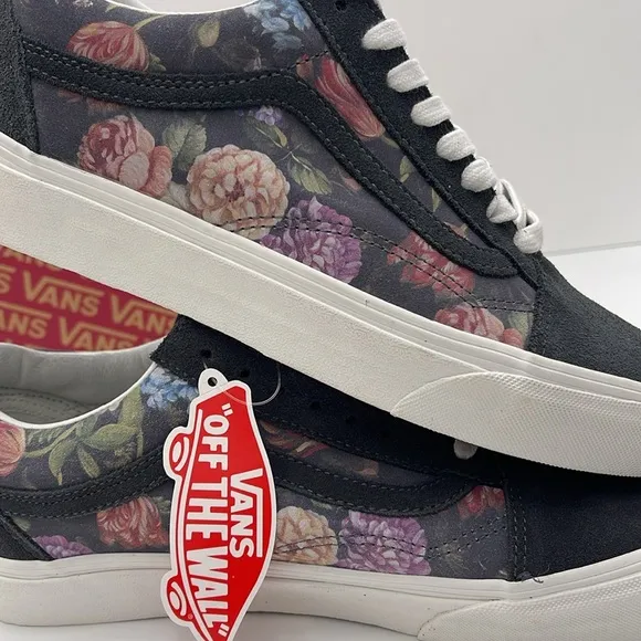 Vans WMNS Sneakers with Classic Low-Top Design Old SkoolMoody Floral Grey/White
