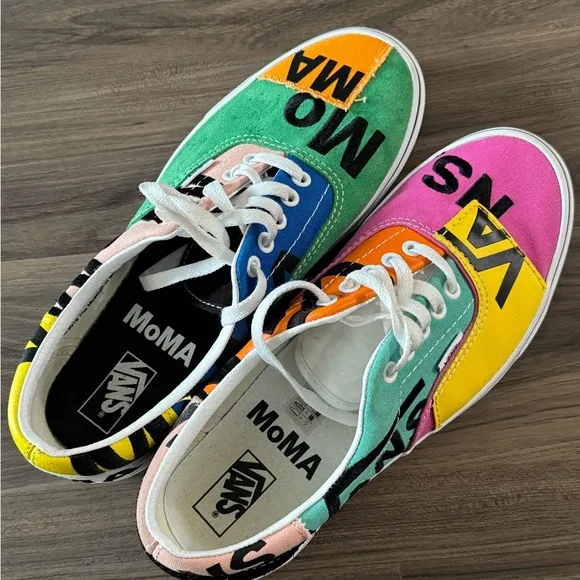 Vans x MoMA Collaboration Men’s 9 or Women’s 10.5