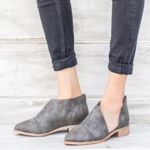 Vegan leather Cut Out Slip on Flats