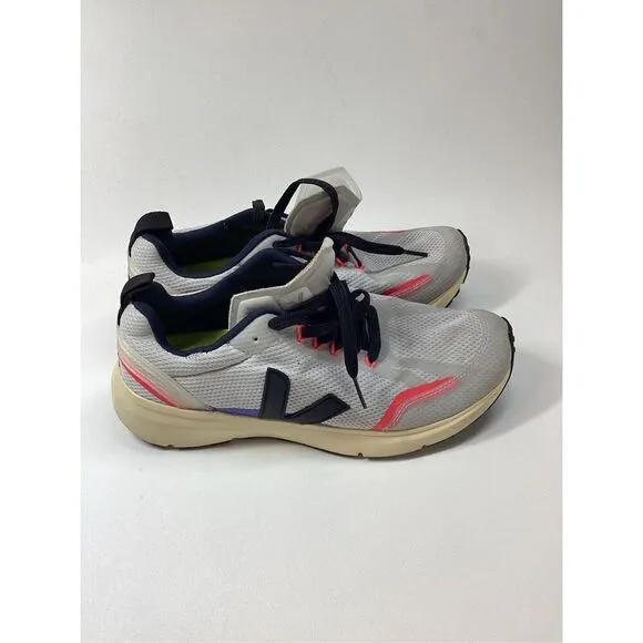 Veja Condor 2 Alveomesh athletic running  sneakers in Light grey black