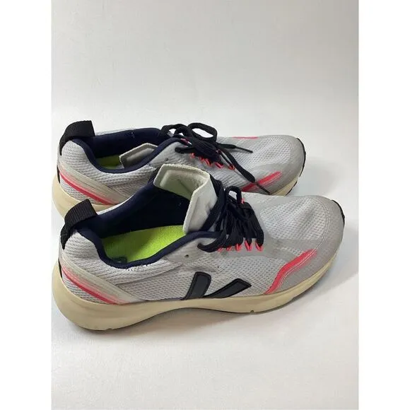 Veja Condor 2 Alveomesh athletic running  sneakers in Light grey black