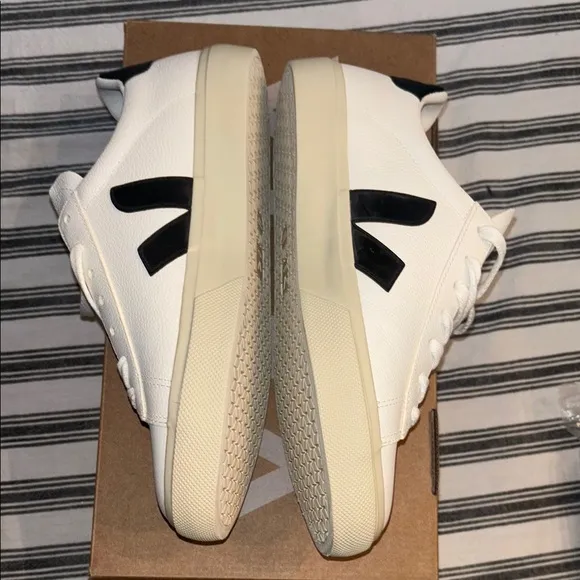 Veja Cream and Black Sneakers