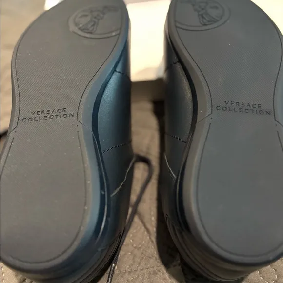 Versace Men's Blue Leather Sneakers sz 43