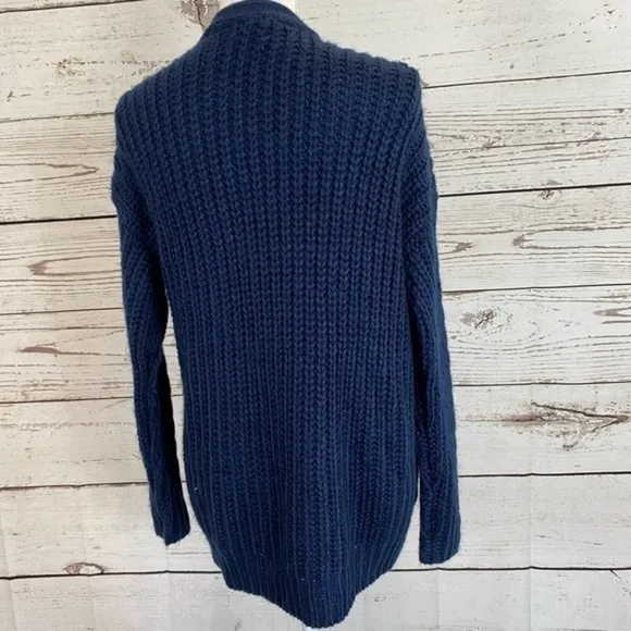 VINCE CAMUTO Navy open cardigan with fringe NWT Size Small