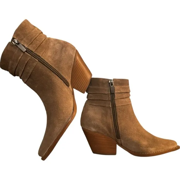 Vince Camuto Suede Ankle Boots Size 6
