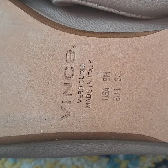 Vince Paz Smooth Leather Greige Nude Loafers Sz 8