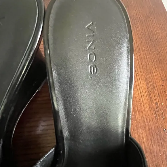 VINCE Pia leather croc embossed black wedge NEW 10‎