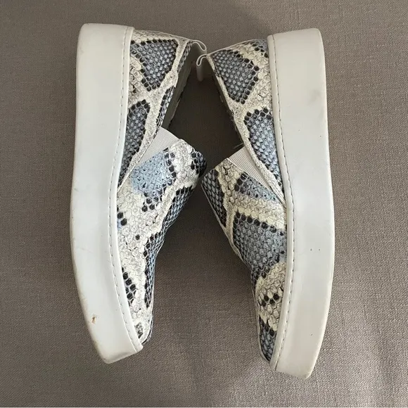 Vince Saxon Snakeskin Embossed Leather Platform Sneakers Grey Women’s Size 7