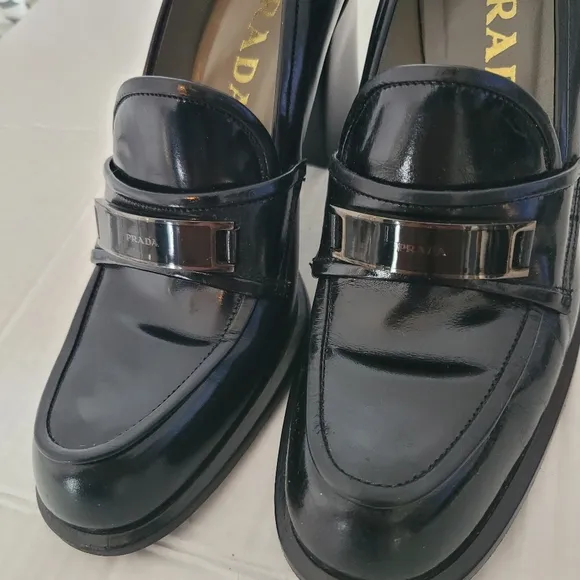 Vintage Leather Prada Loafers Heel