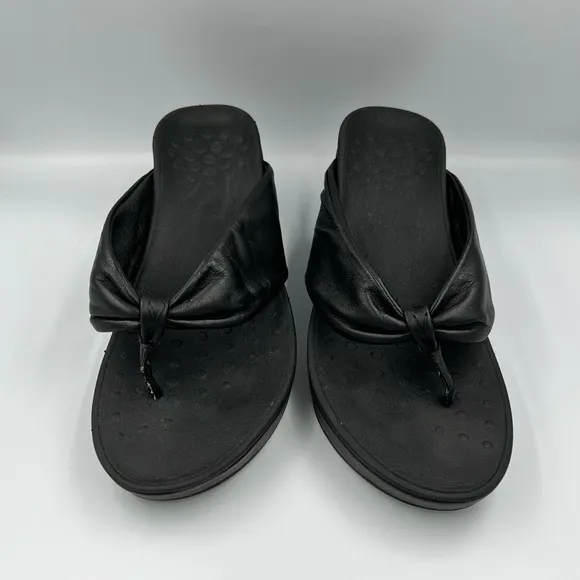 VIONIC Arabella Women's Wedge Toe Post Sandals