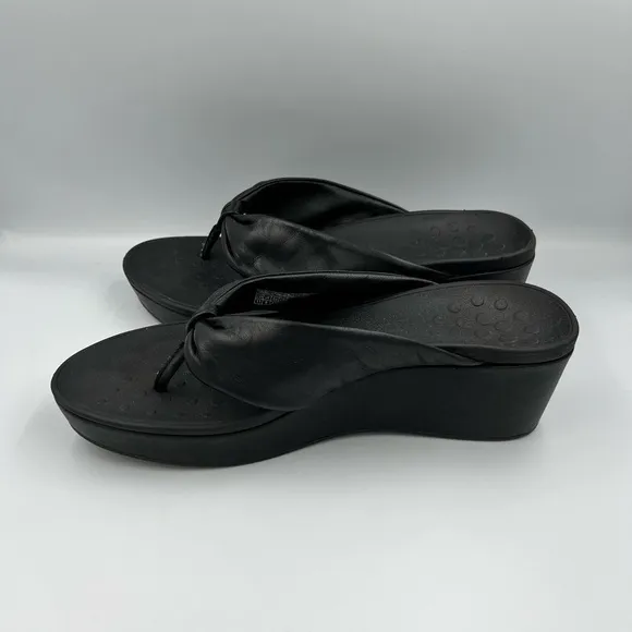 VIONIC Arabella Women's Wedge Toe Post Sandals