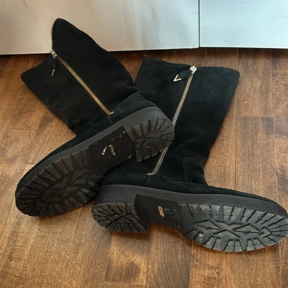 Vionic black suede leather lo-calf boots w/sealed zippers Sherpa lined size 6.5