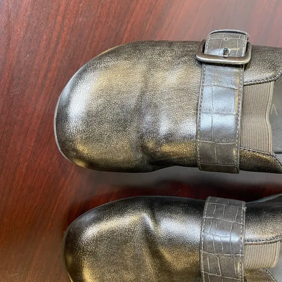 Vionic buckle strap flats detail pewter metallic vegan slip ons mules for women