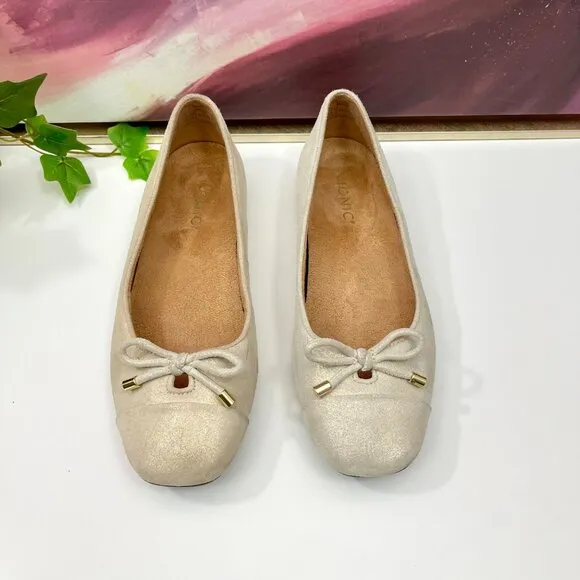 Vionic Klara Suede Ballet Flat in Gold Size 7