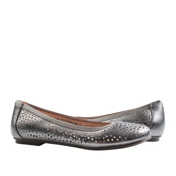 VIONIC Robyn Pewter Perforated Metallic Leather Ballet Flats Silver Shoes Sz 6.5