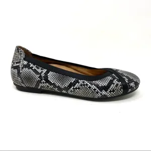 Vionic Spark Caroll Snake Natural Snake flats WIDE