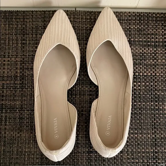 VIVAIA Pointed-Toe D'Orsay Flats (Melia)