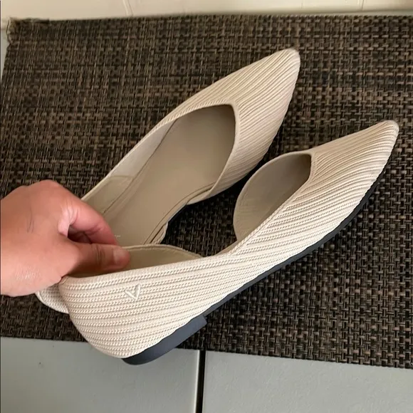 VIVAIA Pointed-Toe D'Orsay Flats (Melia)