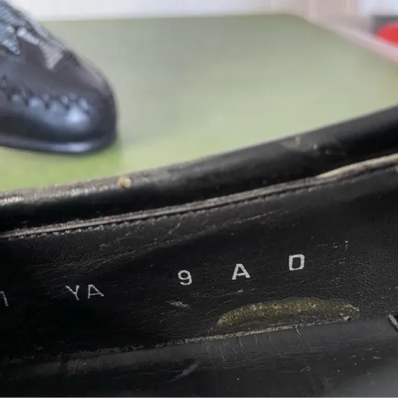 VTG Bennis Edwards Hand Beaded Mocs in Black Leather