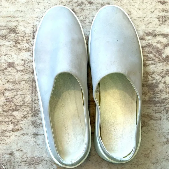 Wolf and Shepherd Cruise mules White Slip-On Sneakers size 43 equals 10 men’s