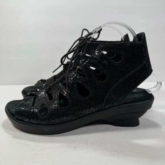 Wolky Black Crash Suede Seminyak Strappy Caged Gladiator Sandals Women’s Size 9