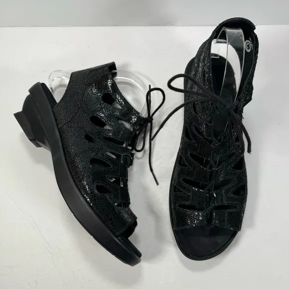 Wolky Black Crash Suede Seminyak Strappy Caged Gladiator Sandals Women’s Size 9