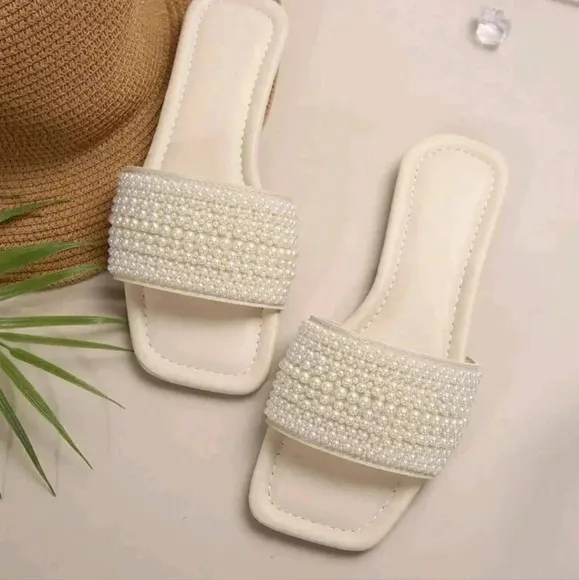 Women Pearl Decor Flat Sandals, Four Size Options Of Gradient Pearls, Luxurious