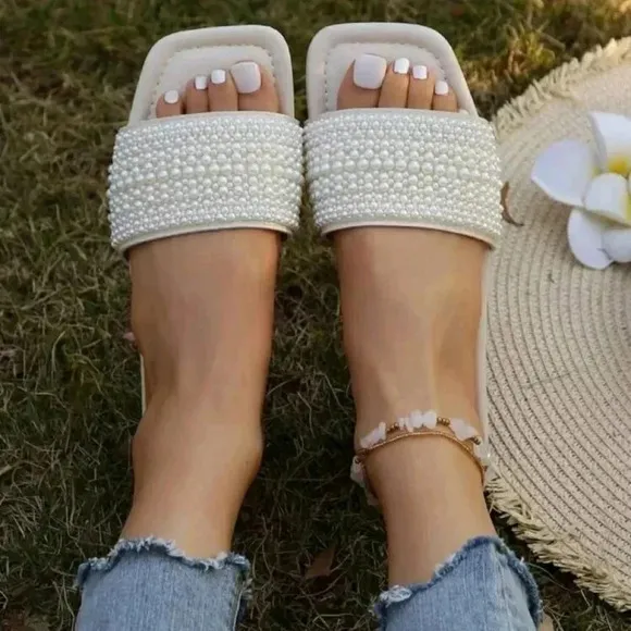 Women Pearl Decor Flat Sandals, Four Size Options Of Gradient Pearls, Luxurious