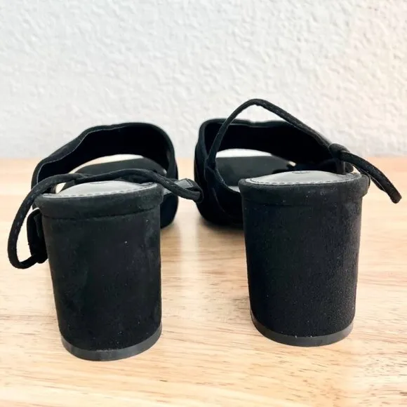 Women's 8 (US) Black Ruched Faux Suede Lace Up Strappy Block Heel Mule Sandals