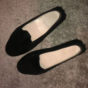 womens COLE HAAN HANNELI DRIVER BLACK NUBUCK LEATHER MOC LOAFERS loafers size 5B