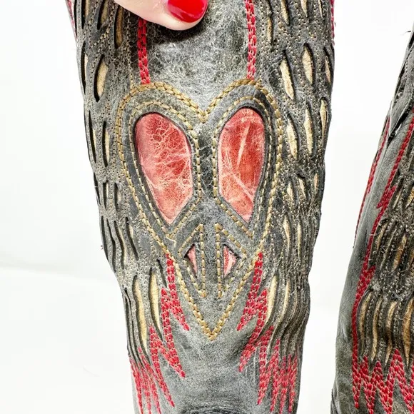Women's Corral Saddle Leather Winged Heart Cowgirl Boot Snip Toe 7
