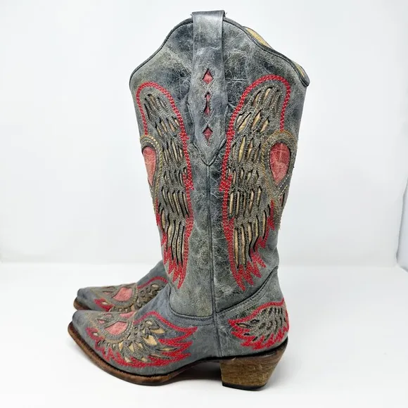 Women's Corral Saddle Leather Winged Heart Cowgirl Boot Snip Toe 7