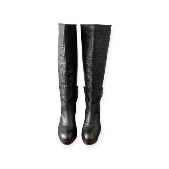 Women’s Diesel Libec black leather boots, size 36 (6)‎